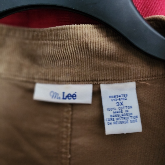 Plus Size Top - Picture 4 of 4